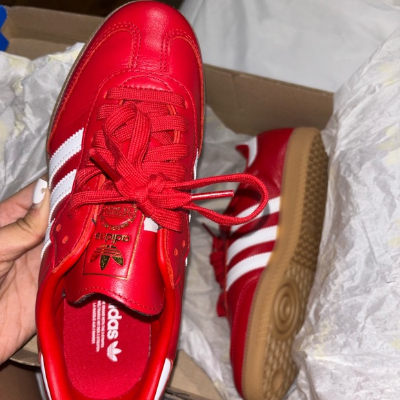 Adidas Red Sambas, 6Mens/7.5Womens - Picture 2 of 5
